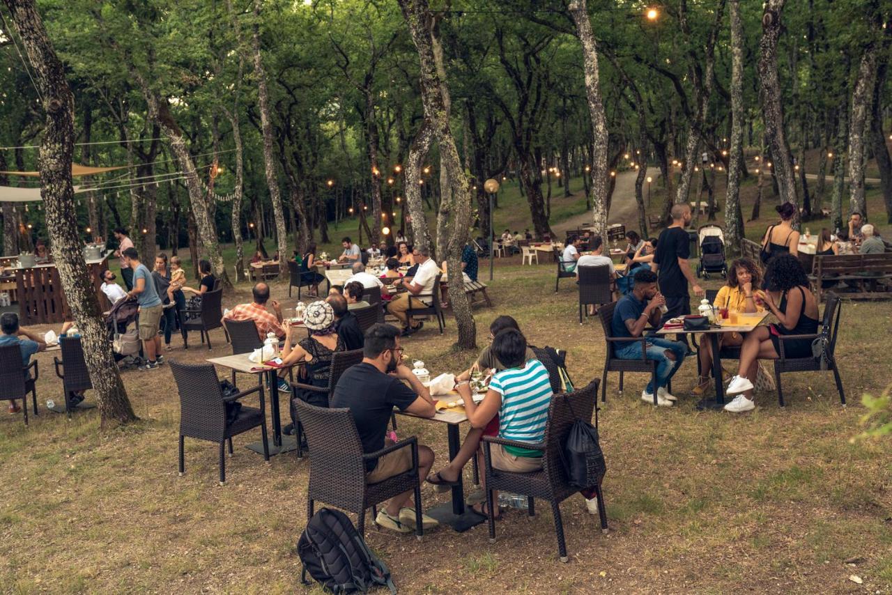 קסטלינה אין קיאנטי Luxor Chianti Glamping Village מראה חיצוני תמונה