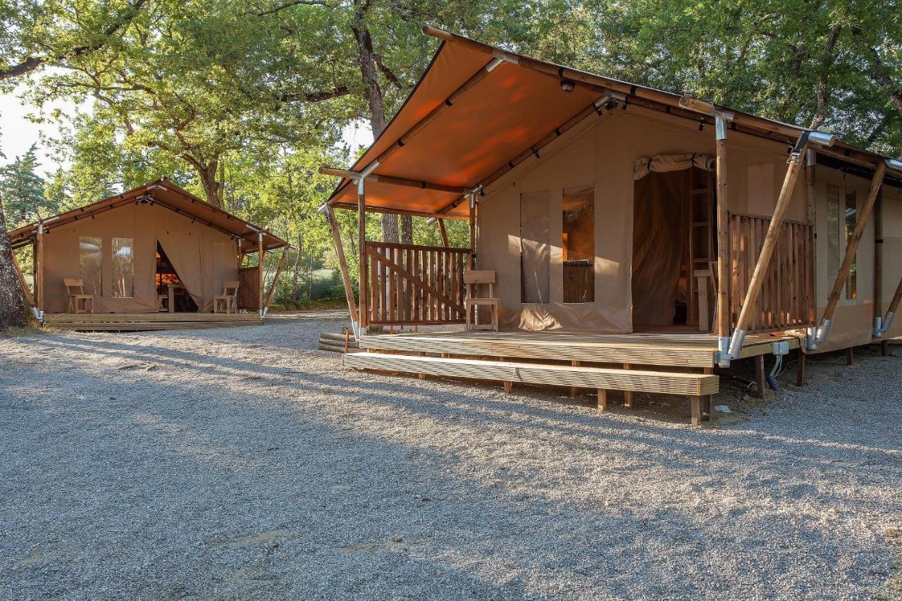 קסטלינה אין קיאנטי Luxor Chianti Glamping Village מראה חיצוני תמונה